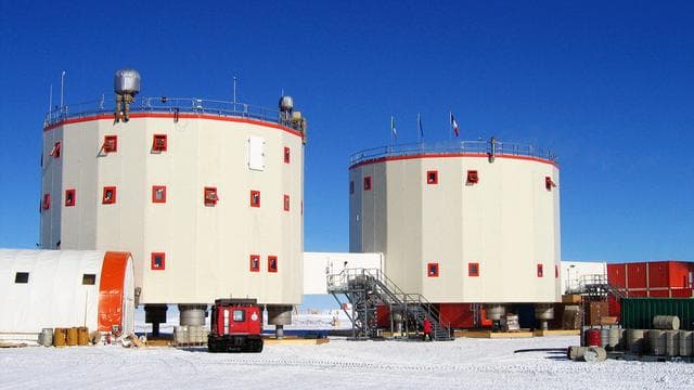 Antarktis-Studie: Längere Isolation in kleinen Gruppen fördert Misstrauen und Konflikte