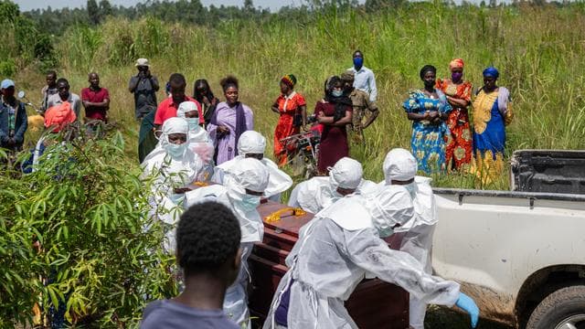 Demokratische Republik Kongo: meldet Anstieg auf mehr als 900 Ebolaverdachtsfälle