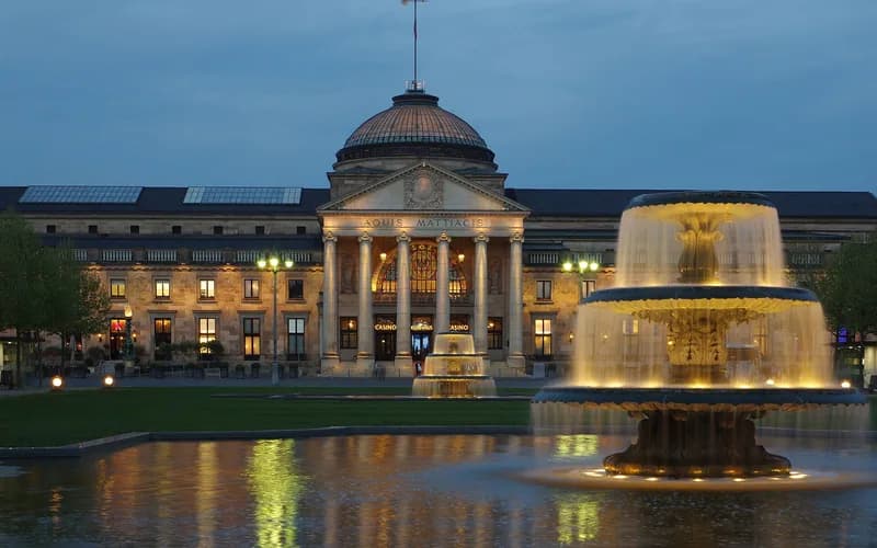 Wiesbaden Kurhaus Schlossplatz
